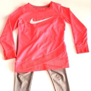 Nike girl's sport outfit leggings and shirt size 5